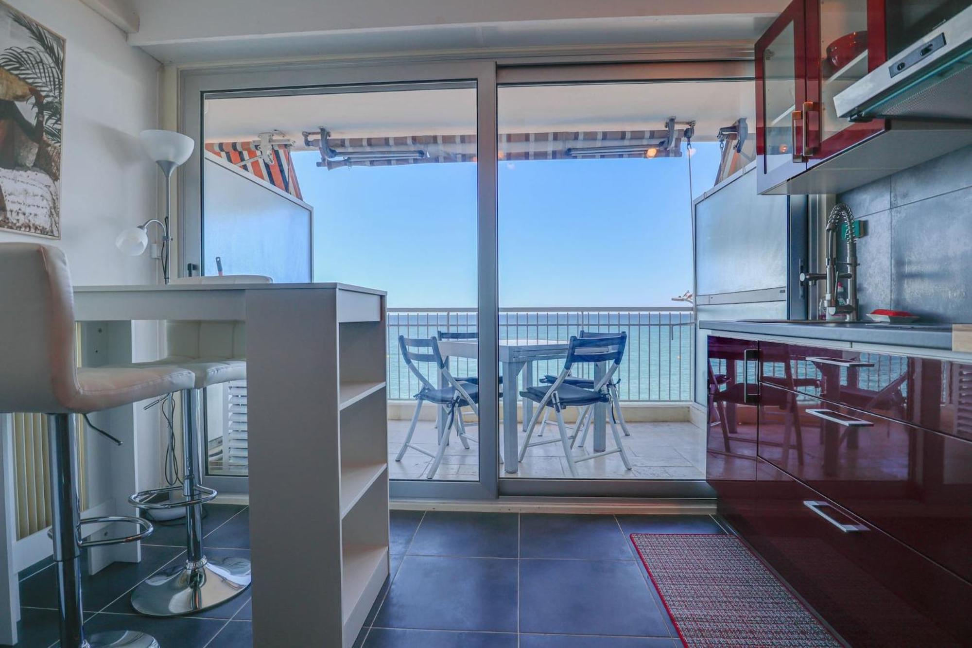 Apartment « Chateau Saint Louis 3 » Vue Mer, Terrasse